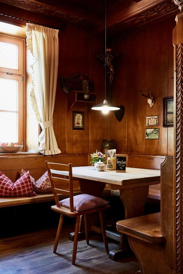 Gasthof-Hotel Dannerwirt Флинтсбах Экстерьер фото